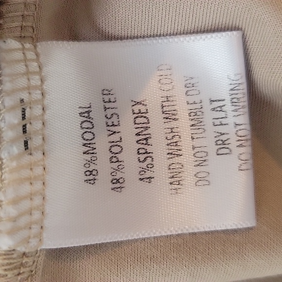 P. Cill Birdie Round Neck Boxy Sleeveless Cream/ Beige Tank Top, Sz Large - Picture 6 of 6